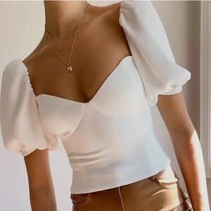 BNWT Aritzia Wilfred Novella Blouse